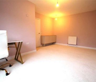 Laburnham Close, High Barnet, Barnet, EN5 - Photo 2