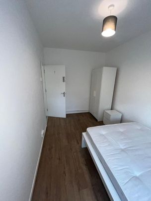 Room in a Shared Flat, Cliffsend House, SW9 - Photo 1