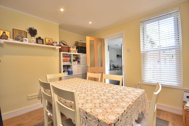 2 bedroom semi detached house to rent, - Photo 1