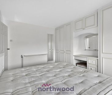 4 bedroom semi-detached house to rent - Photo 4