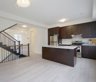 For Lease - 3328 Thunderbird Promenade, Pickering, Ontario - Photo 2