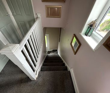 Room in a Shared House, Tynwald Drive, LS17 - Photo 2