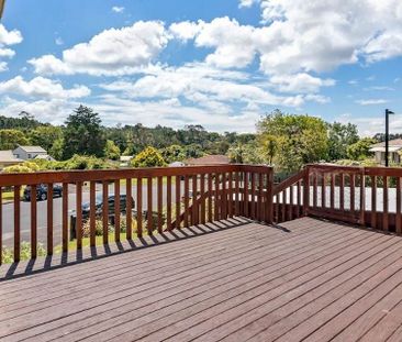 Charming 3BR Ranui Home - Ideal for Flatmates - Photo 2