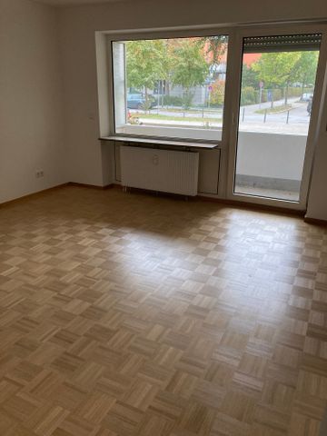 Großzügige 2-Zimmer-Wohnung mit Balkon 1105-26 - Photo 2