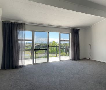 18 Seaview Road, Ruakaka - Photo 2