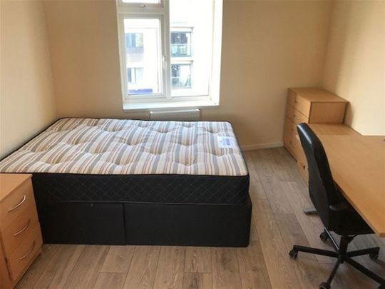 London Road, Headington, Oxford - Photo 1