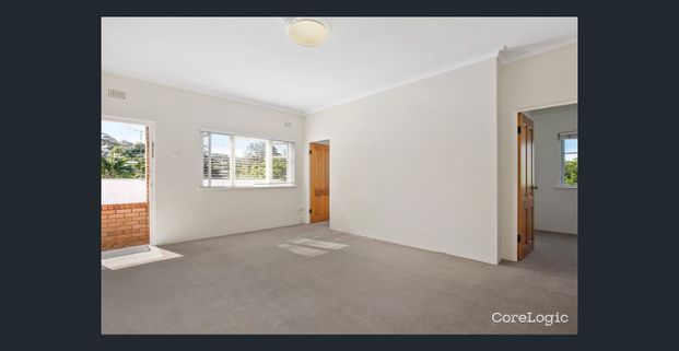 Tidy two bedroom unit in convenient location - Photo 1