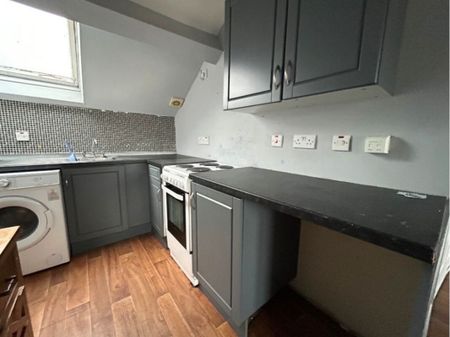 Apt 2, 121 Falls Road, Belfast BT12 6AA - Photo 5