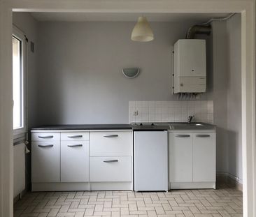 Location Appartement 2 Pièces 35 m² - Photo 2