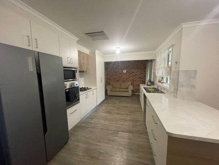 Ray White Real Estate Parkes - Photo 3