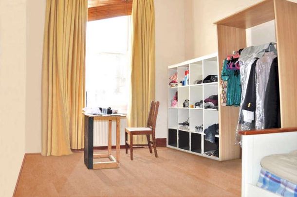 Bethnal Green Road, London, E2 - Photo 1