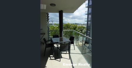 FURNISHED - 1 BEDROOM w/study area - Photo 4