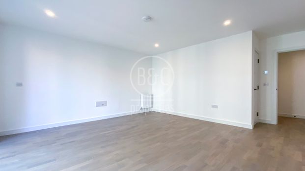 Greenleaf Walk, The Green Quarter, Southall, UB1 1FQ - Photo 1