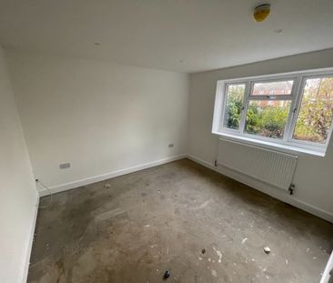 1 Bed Flat, Coventry, CV4 - Photo 2