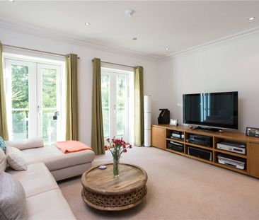 A truly impressive 5 bedroom town house set in the heart of York's ... - Photo 1