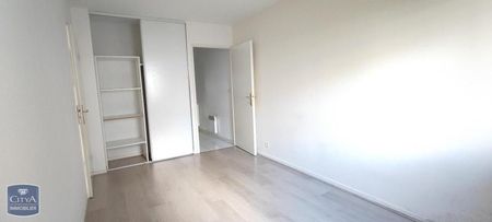 Location Appartement 2 pièces 43m² POITIERS 86000 - Photo 2