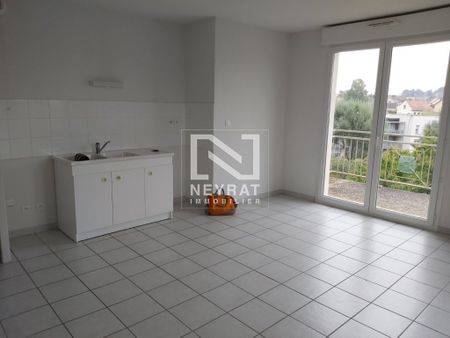 Location Appartement 3 pièces 51m² LE CREUSOT 71200 - Photo 4