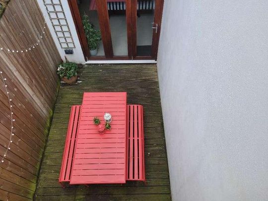 Friary Road, London, SE15 - Photo 1