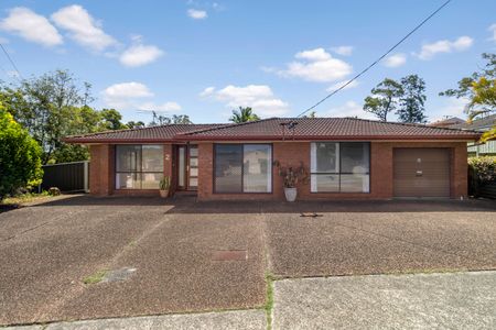 2 Garsdale Avenue, Elermore Vale NSW 2287 - House For Rent | Domain - Photo 5