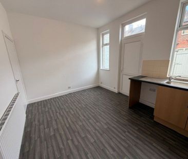 Selwyn Street, Leigh - Photo 6