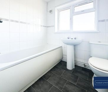 2 bedroom maisonette to rent - Photo 1