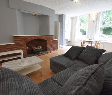 2 Bedroom Ground Floor Flat - Photo 1