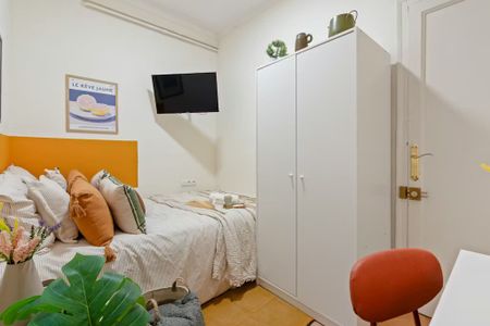 Carrer de Buenos Aires, Barcelona, Catalonia 08029 - Foto 3