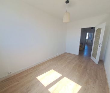 Location Appartement 3 pièces 74m² LIMOGES 87100 - Photo 3