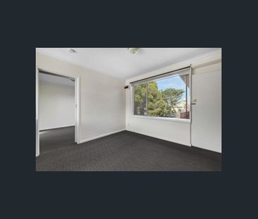 MODERN LIVING - Photo 4
