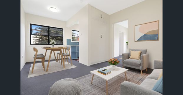 Neat, Sweet & Complete - Photo 1