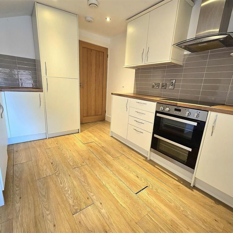 1 bedroom flat to rent - Photo 1