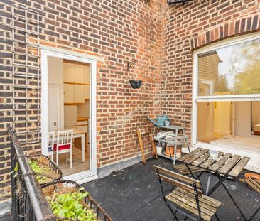 Minster Road, London - Photo 5