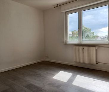 Location Appartement 1 pièce 22m² MULHOUSE 68200 - Photo 1