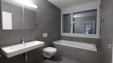 3.5 Zimmer, 94 m², 2. Stock - Foto 2