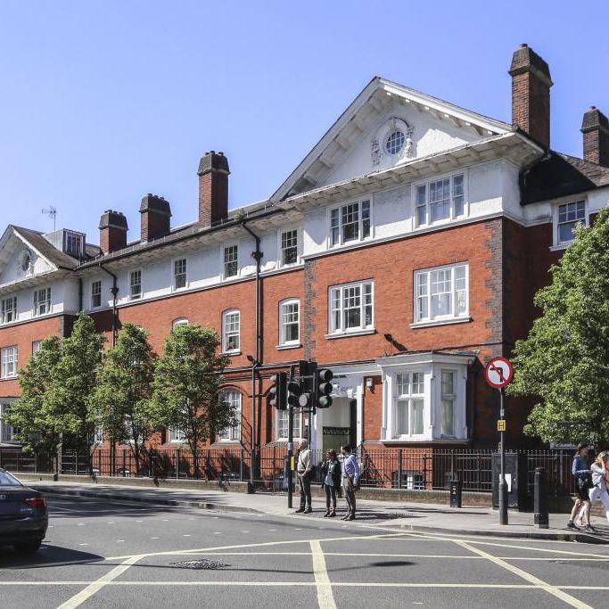Flat 220 Fulham Palace Road, Fulham W6 9HH - Photo 1