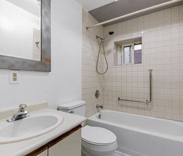 For Lease - 966 Queen Street Unit# 5, Toronto, Ontario - Photo 5