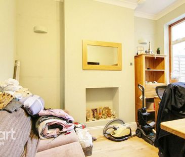 4 bedroom terraced house to rent - Photo 3
