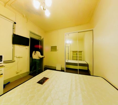 Room 8-Studio - Photo 4