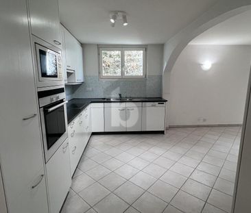 APARTMENT LUMINEUX, IDÉALEMENT SITUÉ À CHAMBÉSY - Photo 3