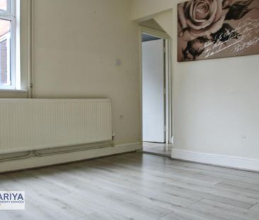 4 bedroom terraced house to rent - Photo 4