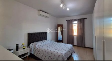 Sobrado com 2 quartos e 150m² para alugar em Paulicéia, São Bernardo do Campo. - Foto 5