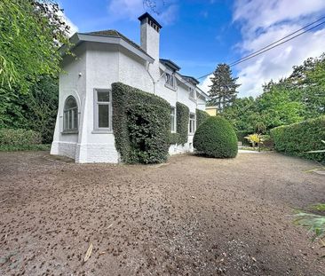 Huis te huur in La Hulpe voor € 1.590 met 2 slaapkamers - Photo 1