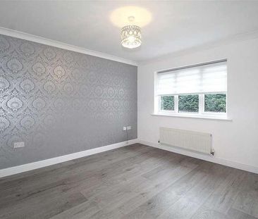 Friern Close, Cheshunt, EN7 - Photo 2