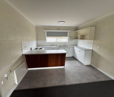 Spacious One Bedroom Unit in the Heart of Moonah - Photo 3