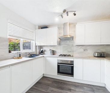 2 bedroom end of terrace house to rent - Photo 6