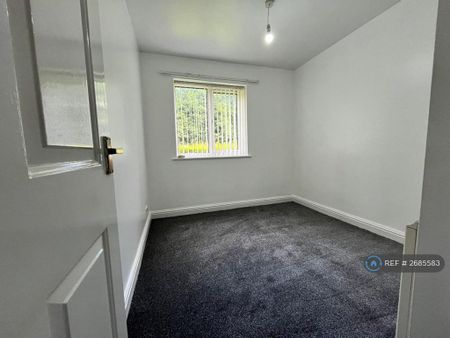 2 bedroom maisonette to rent - Photo 3