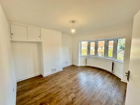 5 bedroom semi-detached house to rent - Photo 5