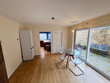 2 bedroom ground floor flat to rent - Photo 3