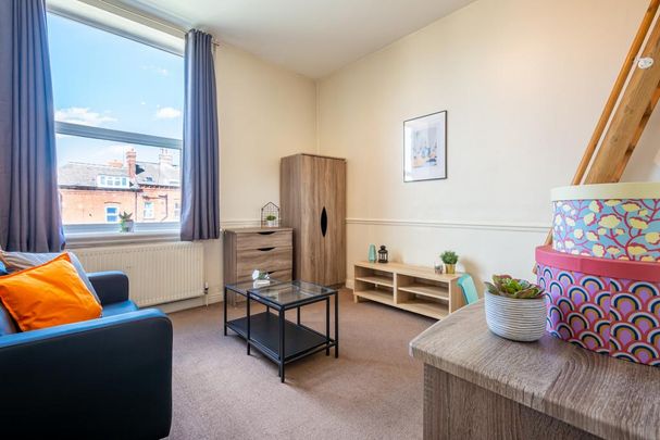 1 bedroom flat to rent - Photo 1