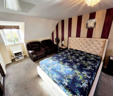 Dyffryn Y Coed, Church Village, PONTYPRIDD - Photo 4